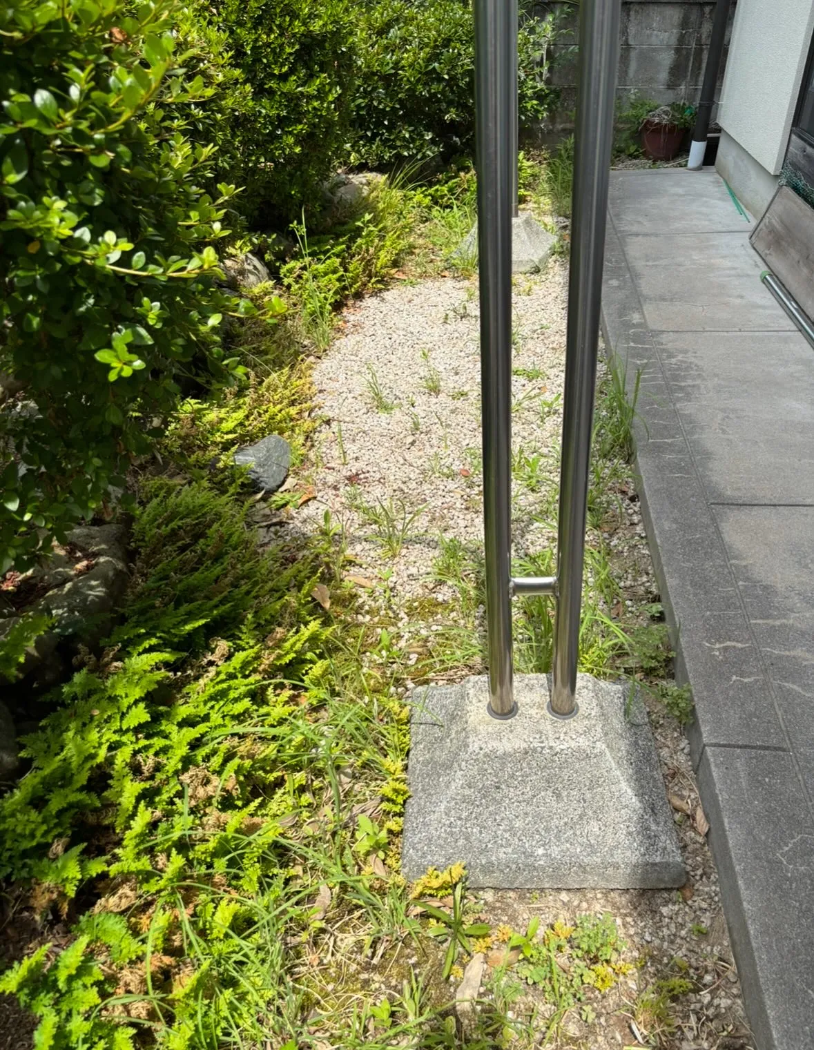庭の草取り、草刈り、庭木剪定等の、庭のお手入れに関する事は、...