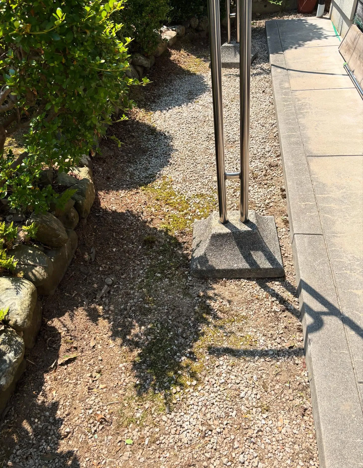 庭の草取り、草刈り、庭木剪定等の、庭のお手入れに関する事は、...