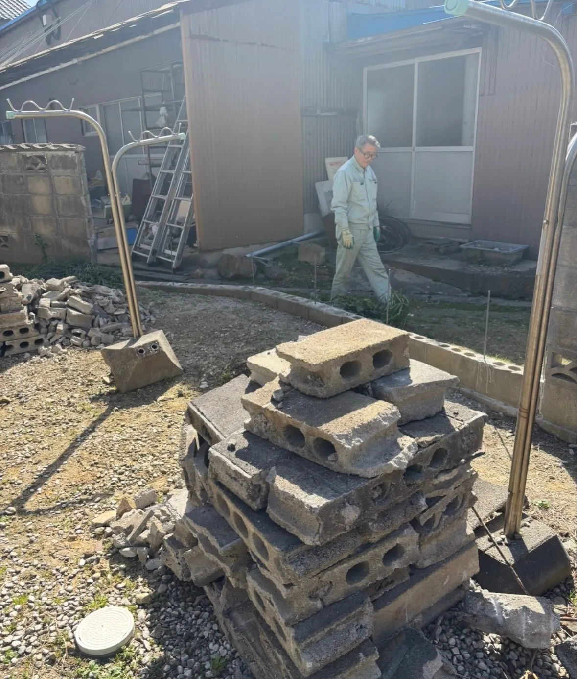 松江市のお庭のお手入れ、外溝工事は町の便利屋さんファミリー松...